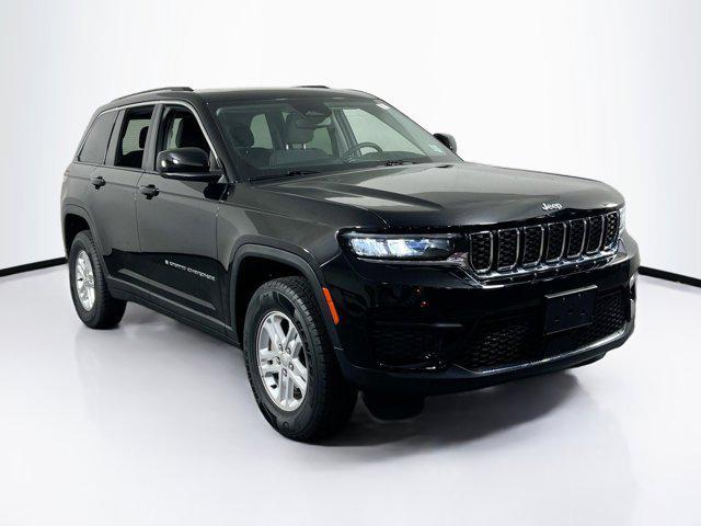 used 2023 Jeep Grand Cherokee car, priced at $29,198