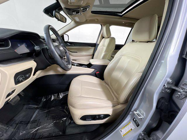 used 2022 Jeep Grand Cherokee car, priced at $32,203
