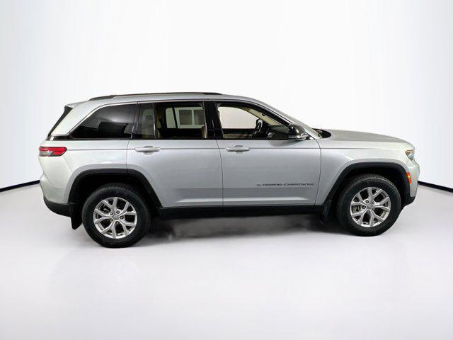 used 2022 Jeep Grand Cherokee car, priced at $32,203