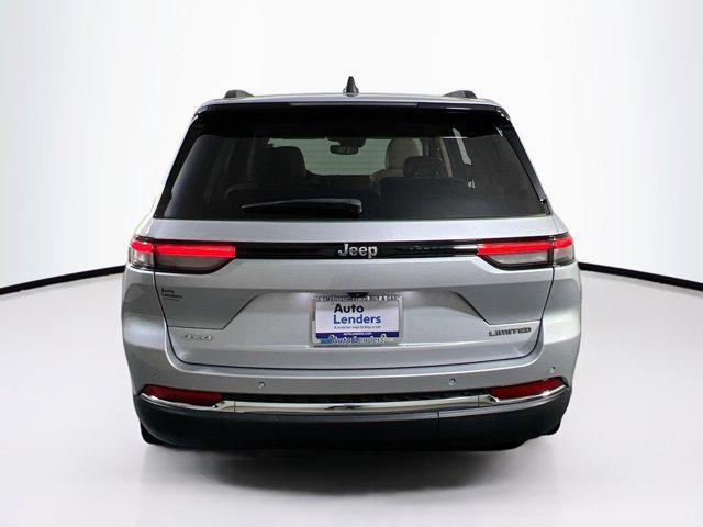 used 2022 Jeep Grand Cherokee car, priced at $32,203