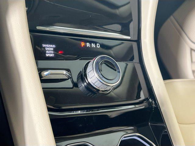 used 2022 Jeep Grand Cherokee car, priced at $32,203