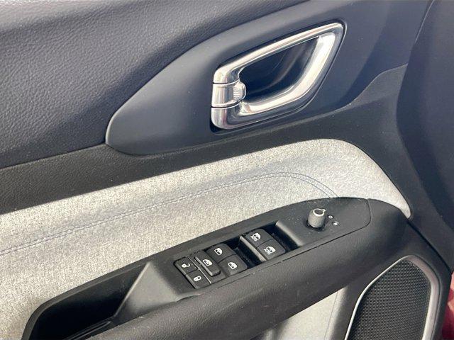 used 2022 Jeep Compass car, priced at $21,069