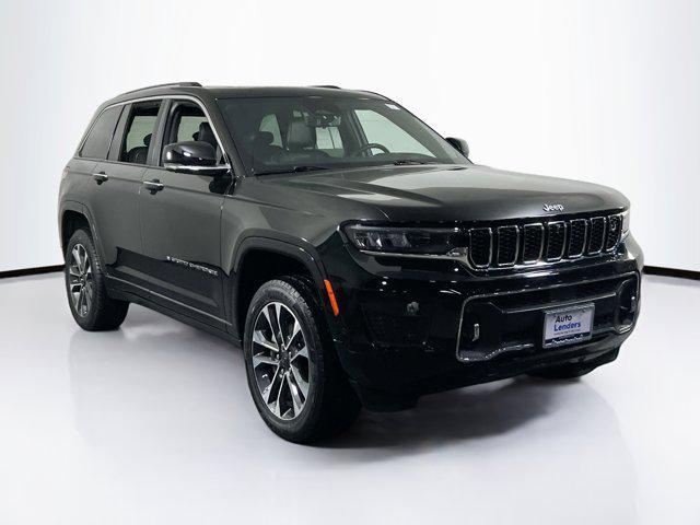used 2022 Jeep Grand Cherokee car, priced at $40,199