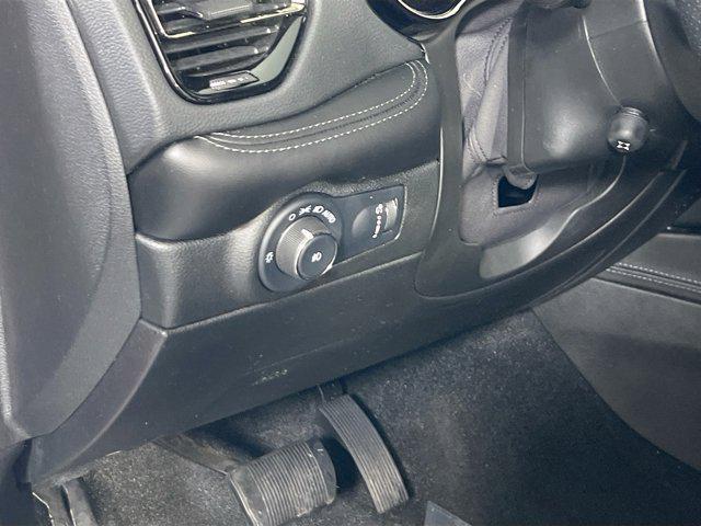 used 2022 Dodge Durango car, priced at $34,386