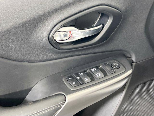 used 2022 Jeep Cherokee car, priced at $27,525