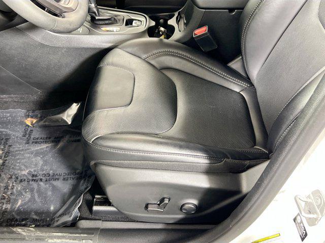 used 2022 Jeep Cherokee car, priced at $27,525