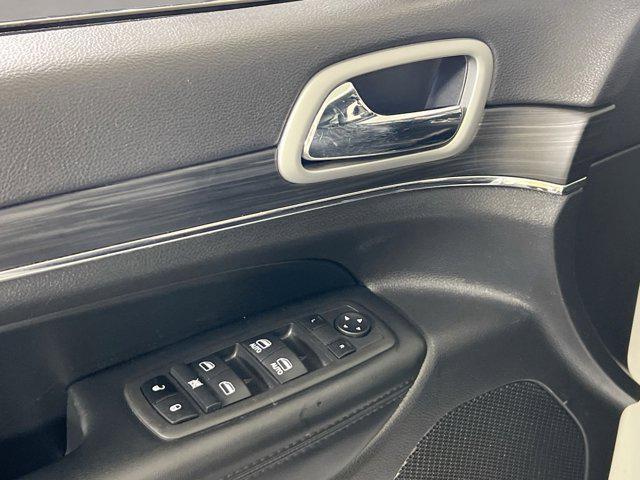 used 2022 Jeep Grand Cherokee car, priced at $30,743
