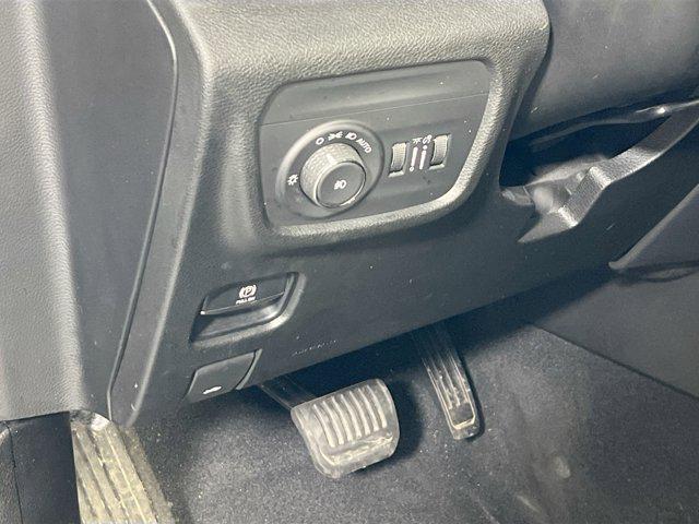 used 2022 Jeep Grand Cherokee car, priced at $36,364