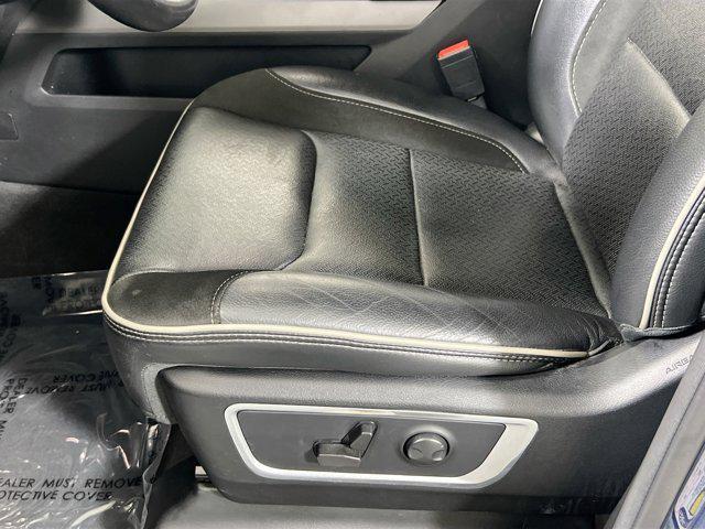 used 2022 Ram 1500 car, priced at $40,844