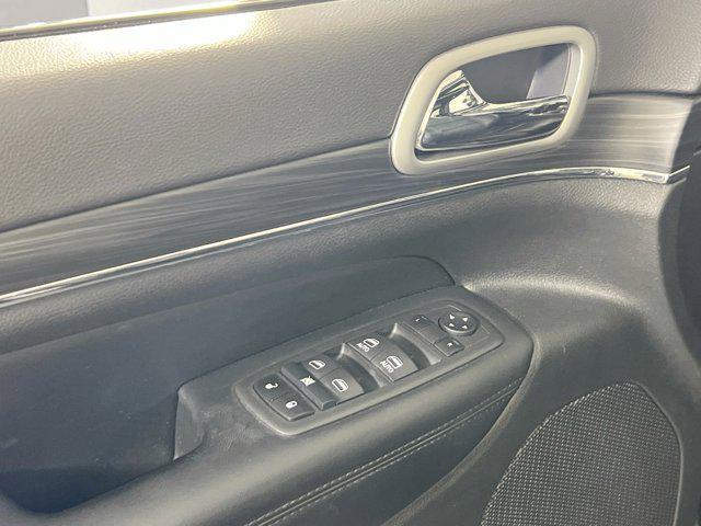 used 2022 Jeep Grand Cherokee car, priced at $26,101