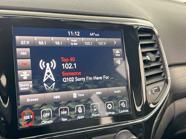 used 2022 Jeep Grand Cherokee car, priced at $32,995
