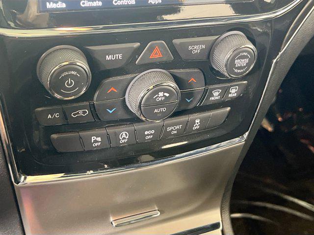 used 2022 Jeep Grand Cherokee car, priced at $29,564