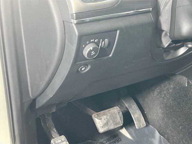 used 2022 Jeep Grand Cherokee car, priced at $28,829
