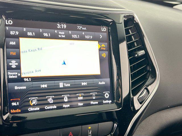 used 2022 Jeep Cherokee car, priced at $28,964