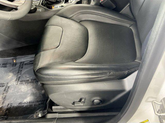 used 2022 Jeep Cherokee car, priced at $23,497