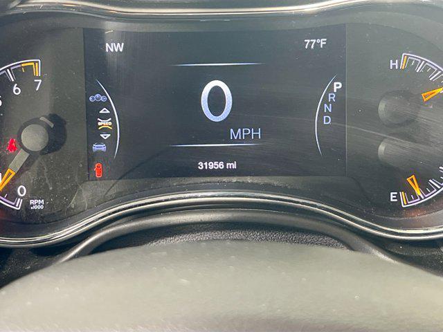 used 2022 Jeep Grand Cherokee car, priced at $30,745