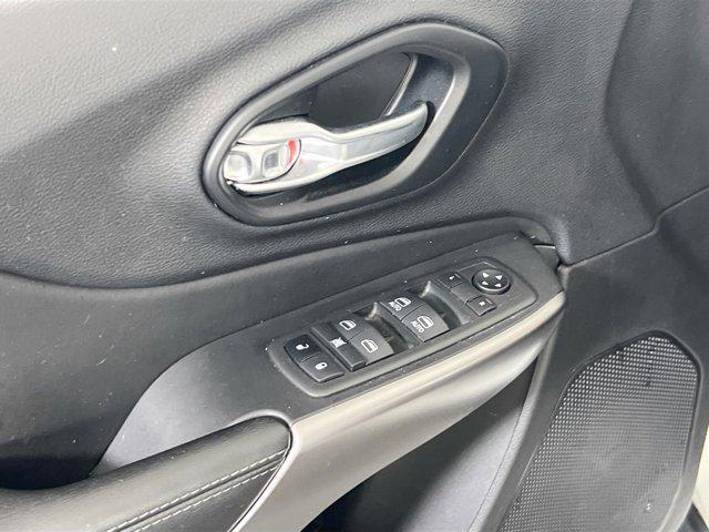 used 2022 Jeep Cherokee car, priced at $23,569