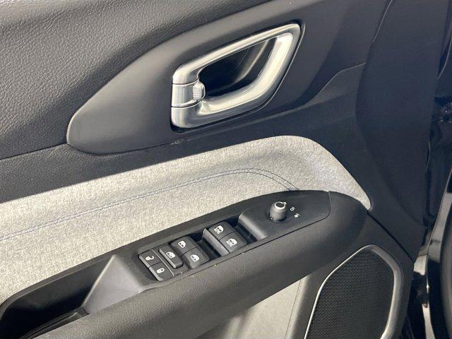 used 2022 Jeep Compass car, priced at $22,003