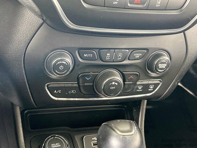 used 2021 Jeep Cherokee car, priced at $21,706