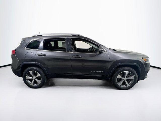 used 2021 Jeep Cherokee car, priced at $23,412