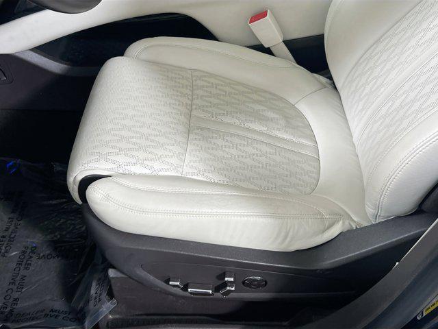 used 2021 Lincoln Nautilus car, priced at $36,355