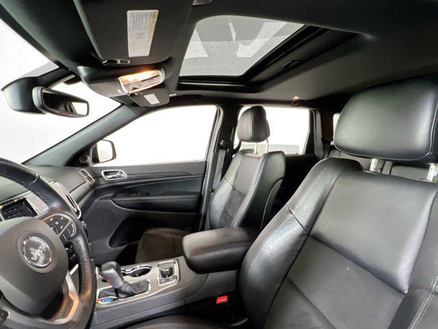 used 2022 Jeep Grand Cherokee car, priced at $28,368