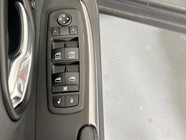used 2022 Jeep Cherokee car, priced at $23,495