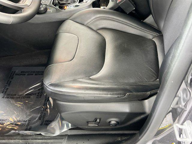 used 2022 Jeep Cherokee car, priced at $23,495