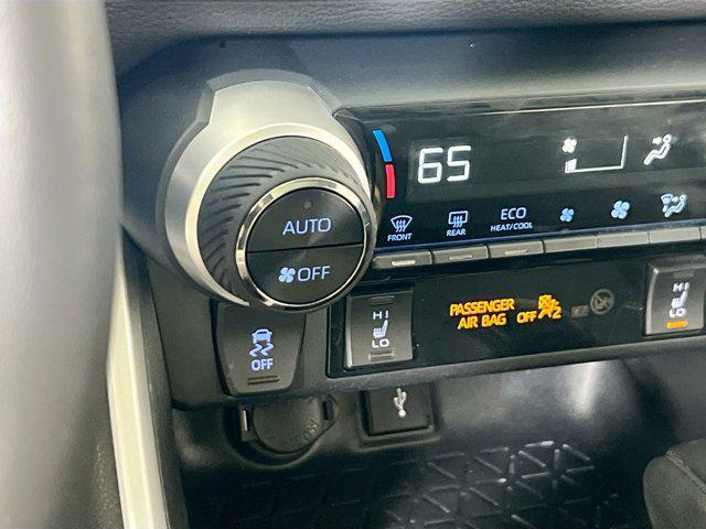 used 2020 Toyota RAV4 car, priced at $25,913