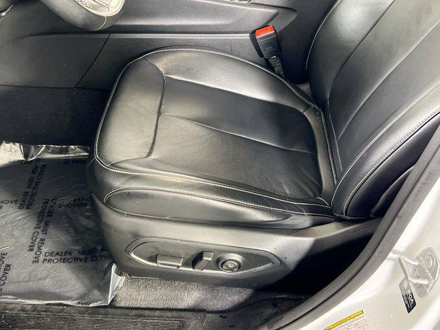 used 2022 Jeep Grand Cherokee car, priced at $30,200