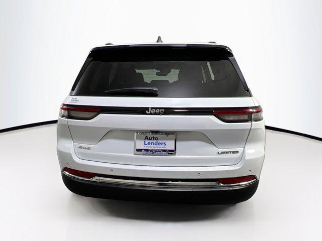 used 2022 Jeep Grand Cherokee car, priced at $30,200