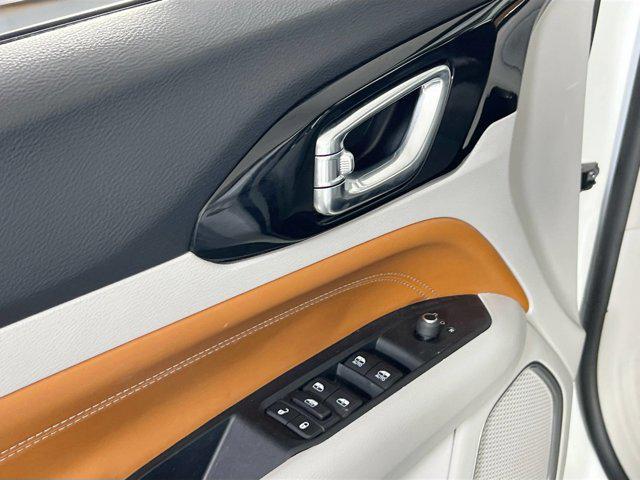 used 2022 Jeep Compass car, priced at $23,442