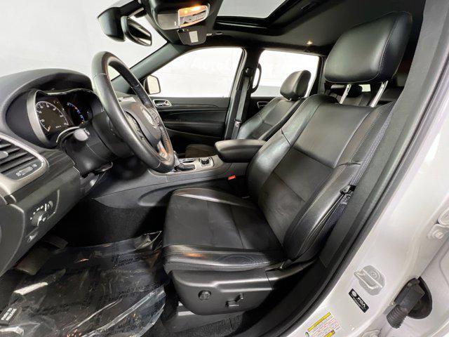 used 2022 Jeep Grand Cherokee car, priced at $31,274