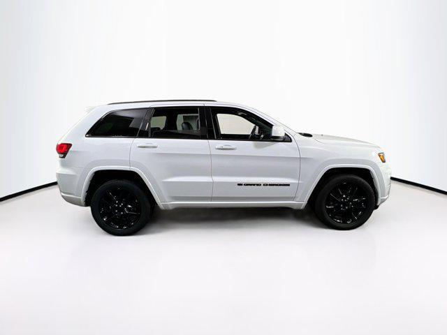 used 2022 Jeep Grand Cherokee car, priced at $31,274