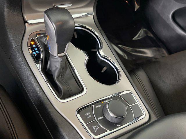 used 2022 Jeep Grand Cherokee car, priced at $31,274
