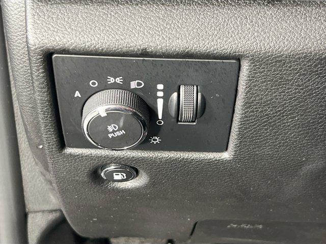 used 2021 Jeep Grand Cherokee car, priced at $29,675