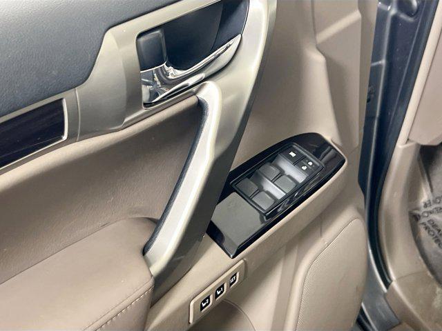 used 2019 Lexus GX 460 car, priced at $33,290
