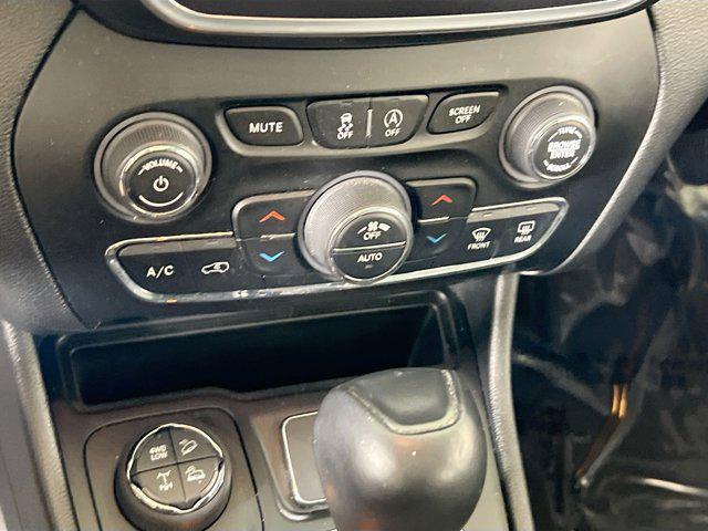 used 2022 Jeep Cherokee car, priced at $28,495
