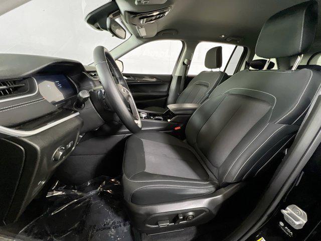 used 2022 Jeep Grand Cherokee car, priced at $31,223