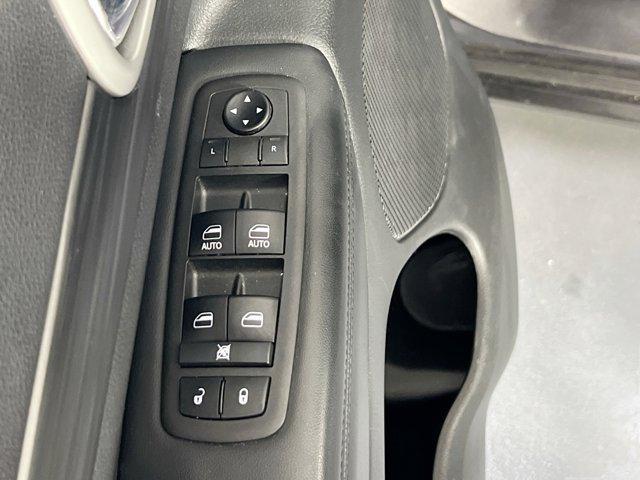 used 2021 Jeep Grand Cherokee car, priced at $27,570