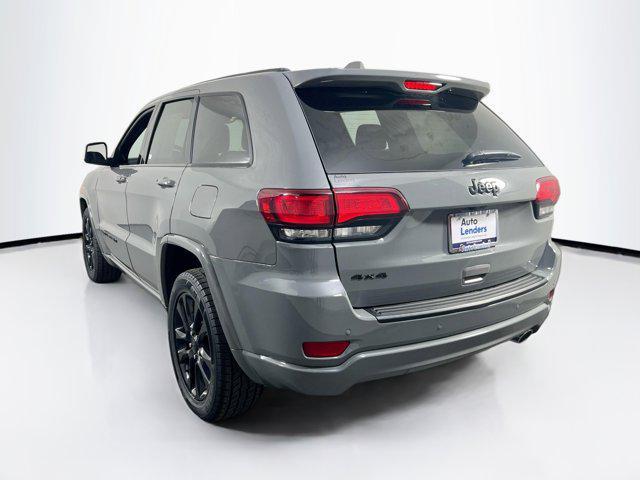 used 2022 Jeep Grand Cherokee car, priced at $28,174