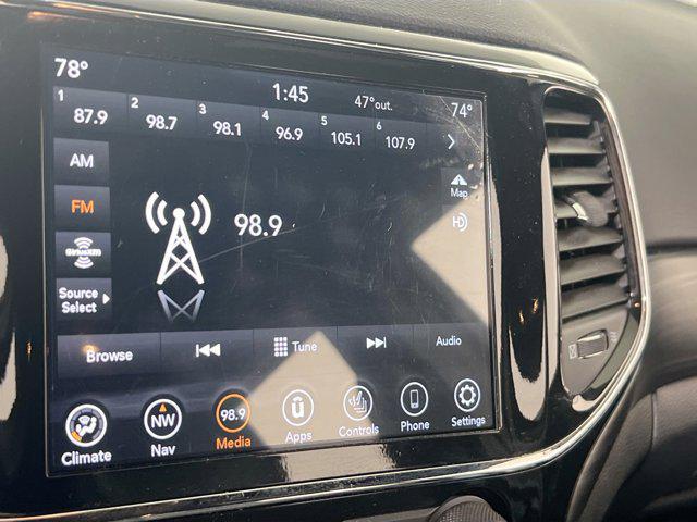 used 2022 Jeep Grand Cherokee car, priced at $28,174