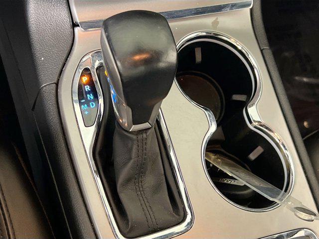 used 2022 Jeep Grand Cherokee car, priced at $28,174