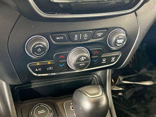 used 2022 Jeep Cherokee car, priced at $27,634