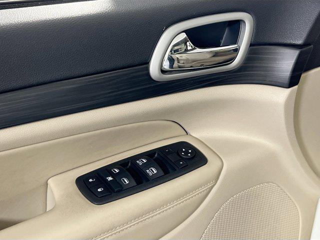used 2022 Jeep Grand Cherokee car, priced at $24,418