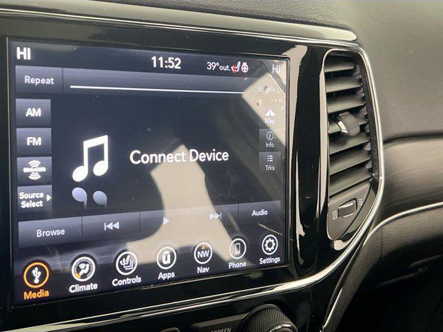 used 2021 Jeep Grand Cherokee car, priced at $25,550