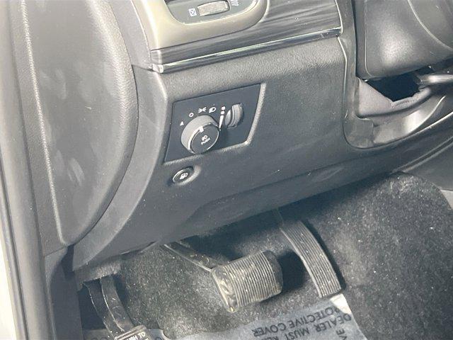 used 2021 Jeep Grand Cherokee car, priced at $25,550