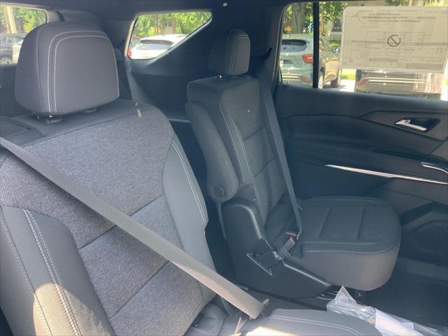 new 2025 Chevrolet Traverse car, priced at $43,695