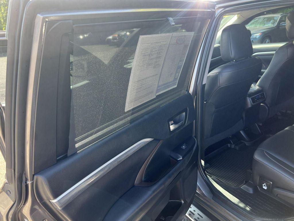 used 2019 Toyota Highlander car, priced at $27,945