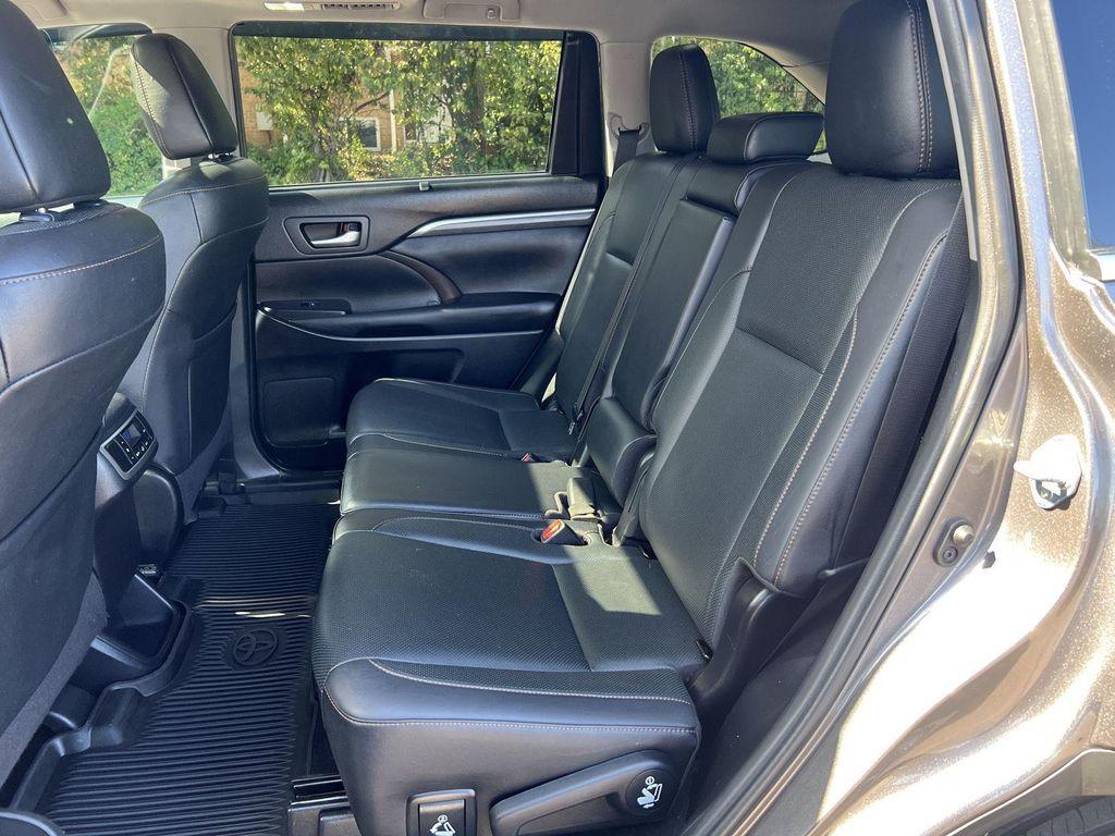 used 2019 Toyota Highlander car, priced at $27,945